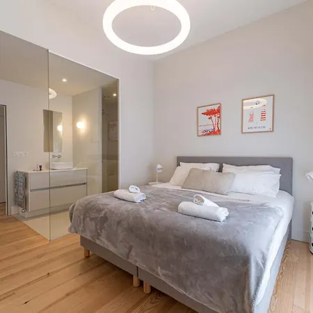 Tres Bel Dans Typique Arcachonnaise A 300m De La Appartement *